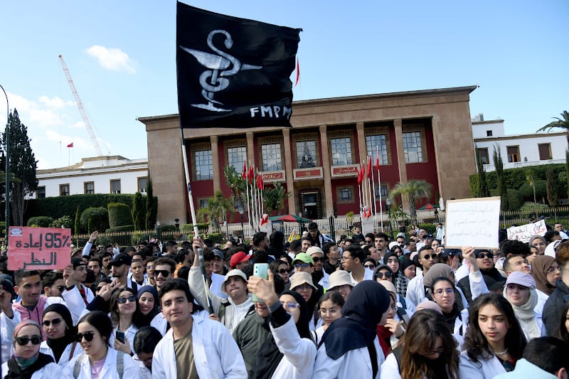 manifestation-etudiants-medecine.jpg