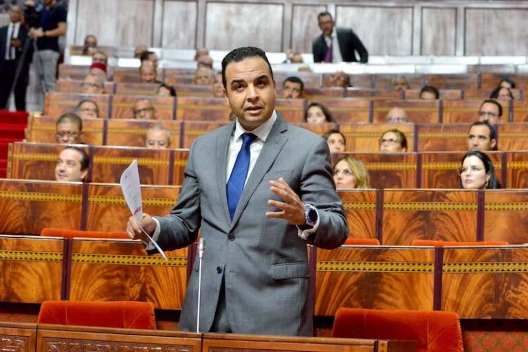 baitas-question-orale-parlement3.jpg