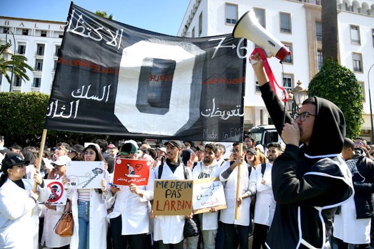 sit-in-etudients-en-medcine2.jpg